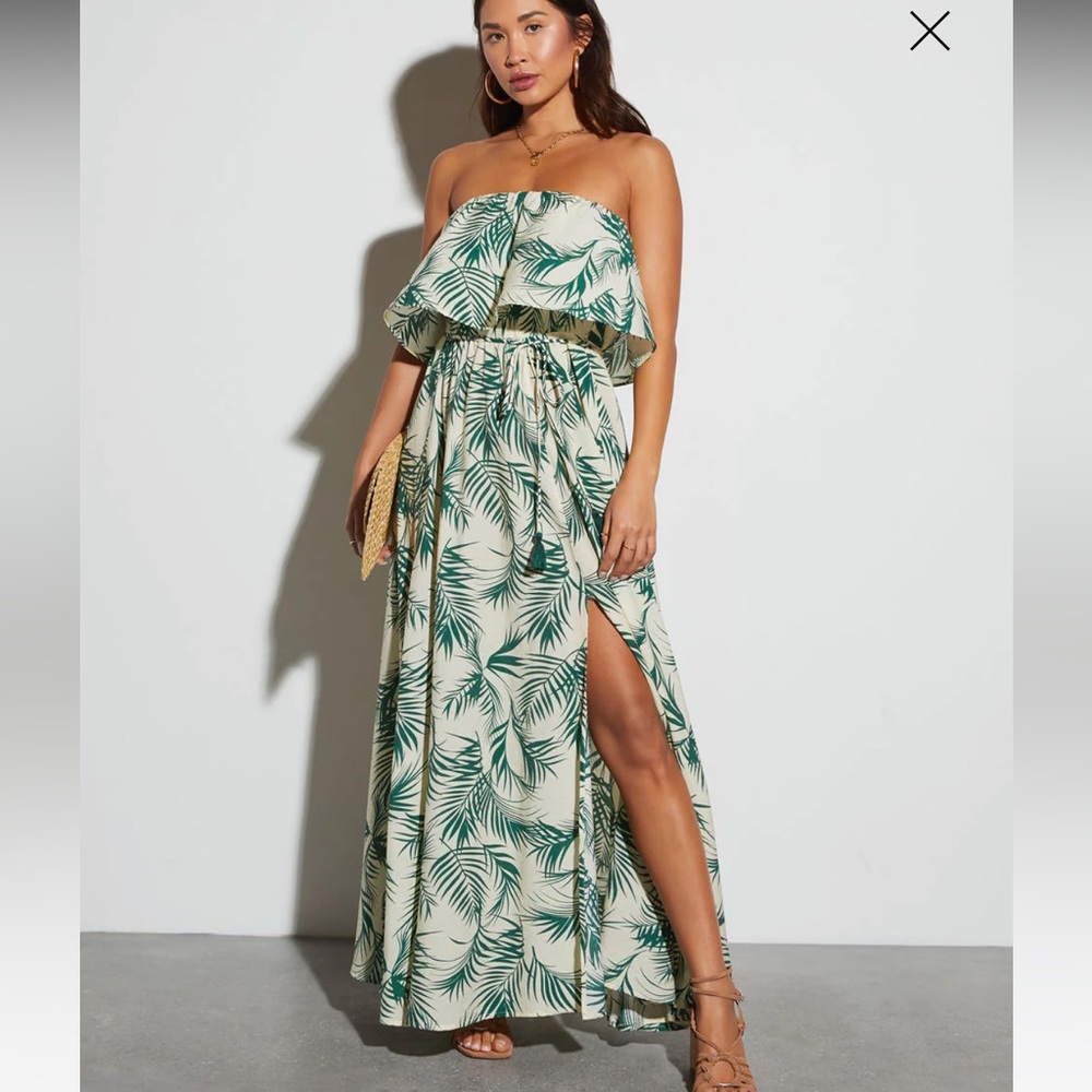 VICI Collection Swaying Palms Strapless Empire Maxi Dress